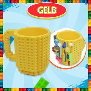 Aufgebauter LEGO Becher