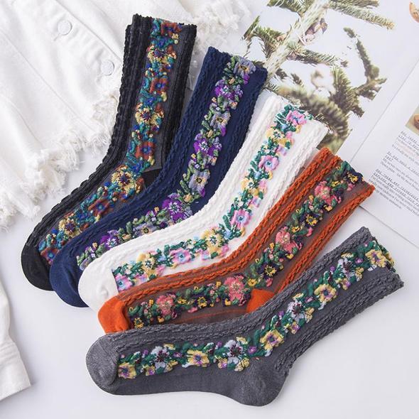 Vintage Socken mit Blumenstickerei (5 Paar)