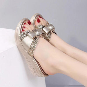 Neue Sommer Shiny Glitter PU Keilsandalen