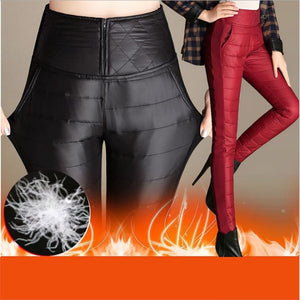 LEICHTE DAUNENHOSE MIT HOHER TAILLE