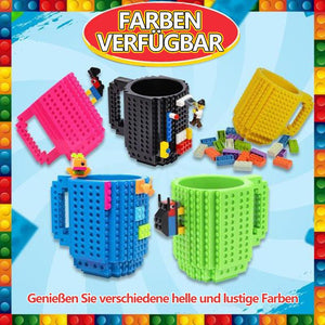 Aufgebauter LEGO Becher